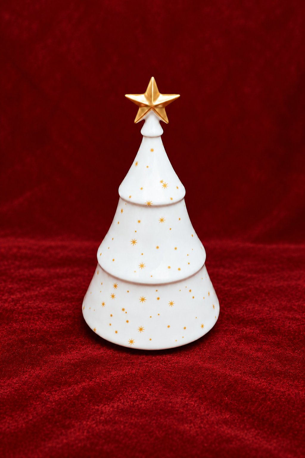 Árvore de Natal branca em porcelana com detalhes dourados